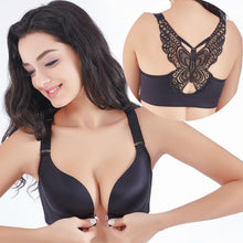 Soutien-gorge papillon brodé à la main